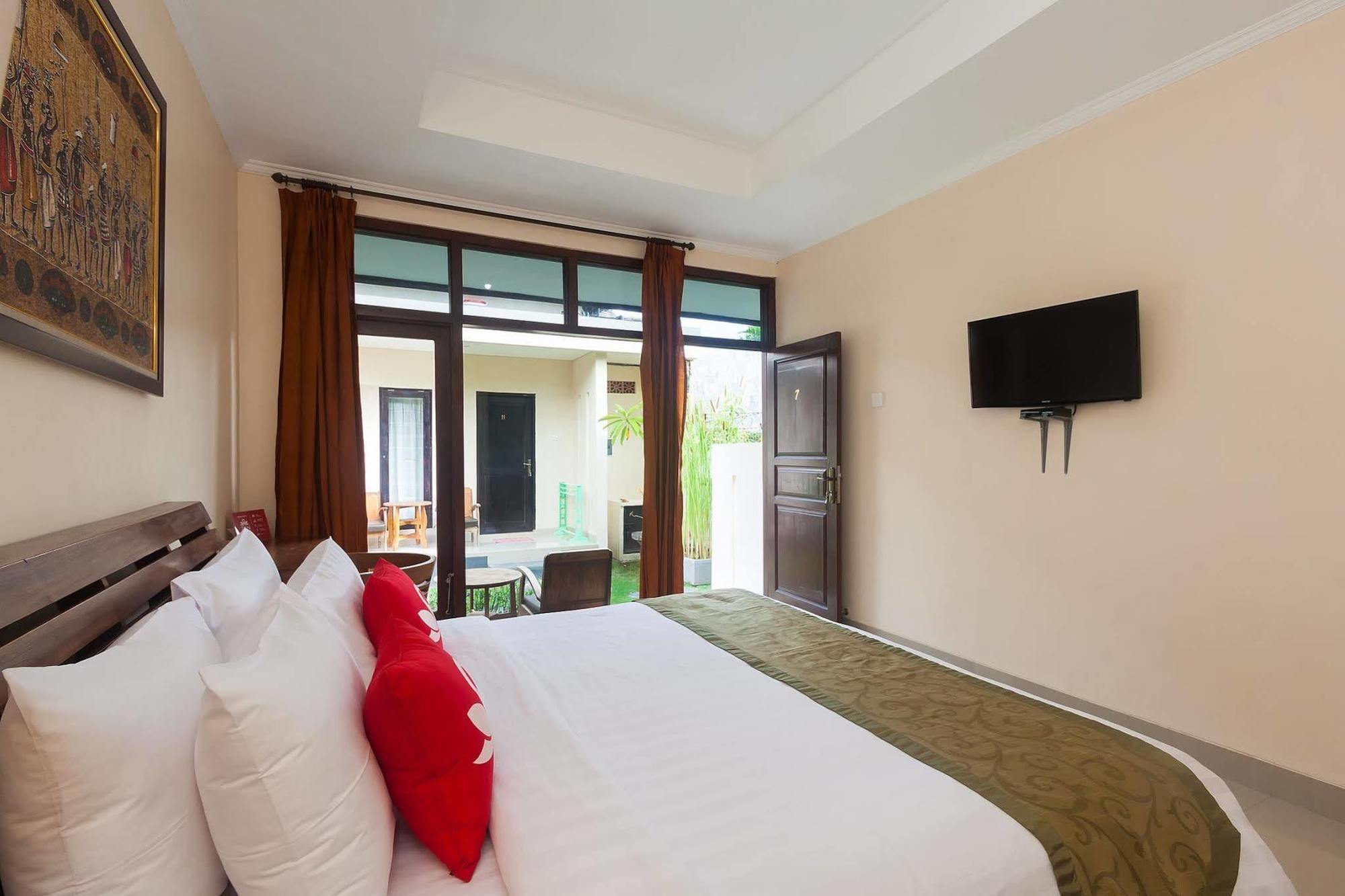Zen Rooms Sanur Blanjong Sekawaru Buitenkant foto