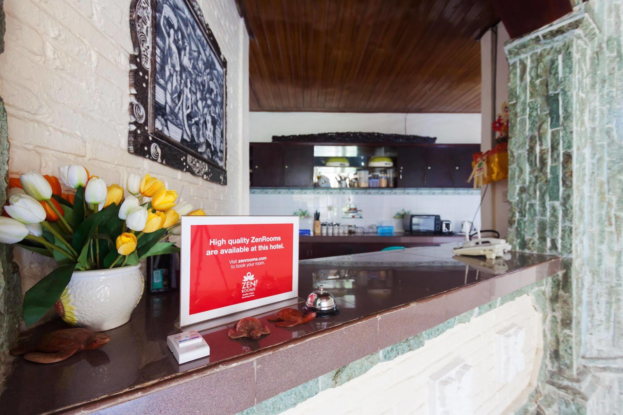 Zen Rooms Sanur Blanjong Sekawaru Buitenkant foto